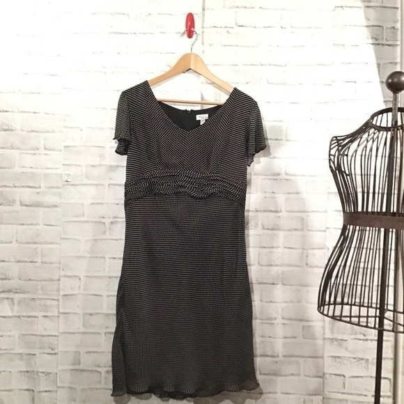 Mimi Maternity Dress - Picture 1 of 5